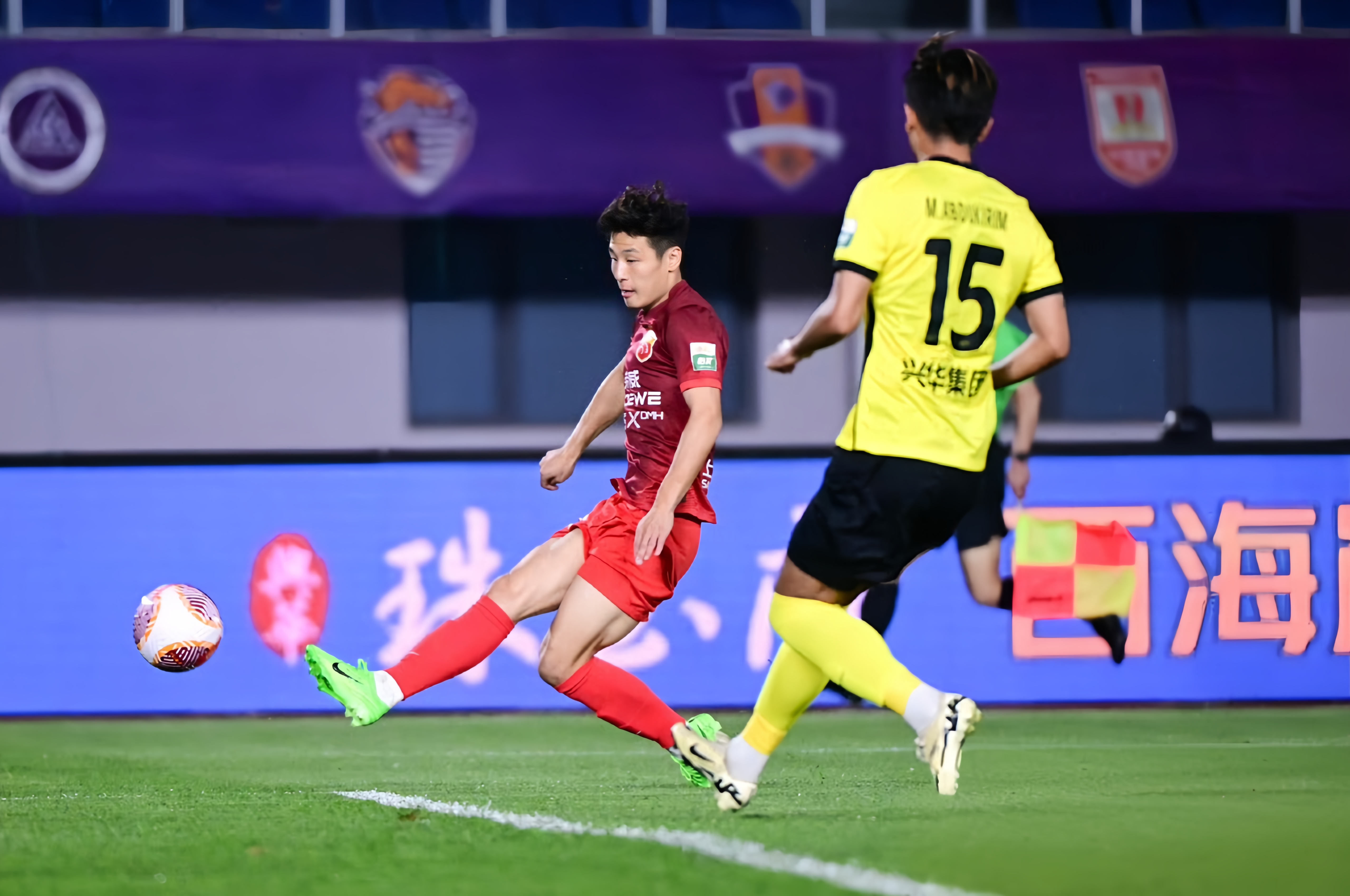 kaiyun-清晨意甲焦点战，斯图加特篮板制胜，压力陡增，年轻球员得到机会(大斯图加特地区)