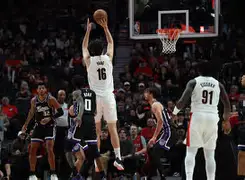 开云-包含清晨波特兰开拓者调整名单风云突变克里夫兰骑士今晨远射贴柱，网友：国际比赛日罗马备战荷甲的词条